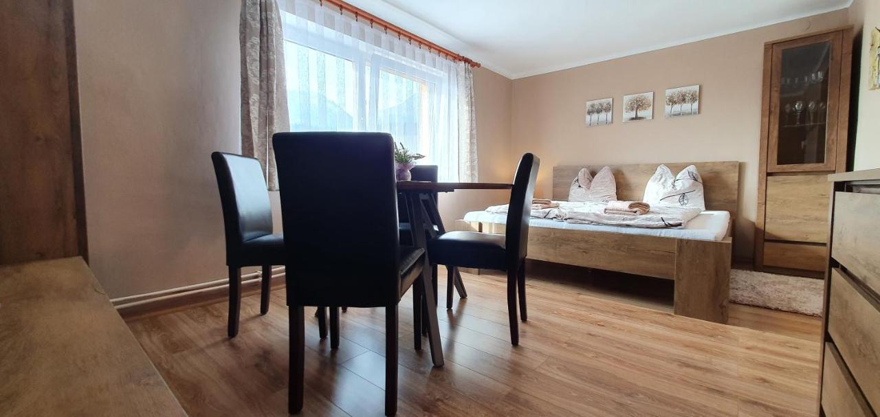 Apartman U Babicky Ждяр Экстерьер фото